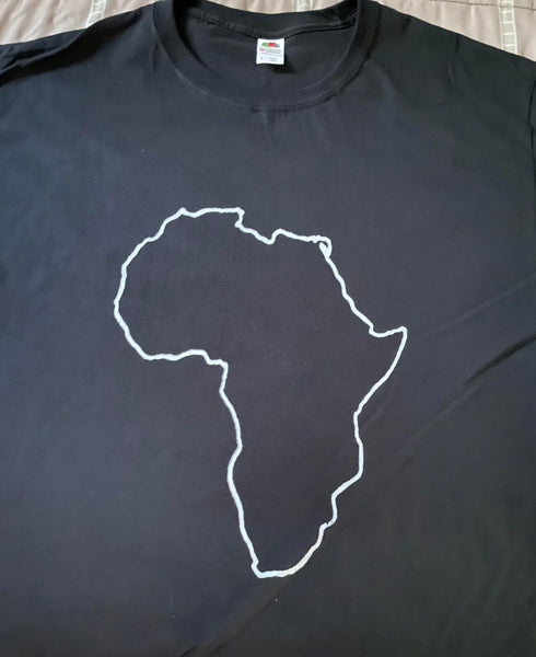 Africa outline Short sleeve t-shirt